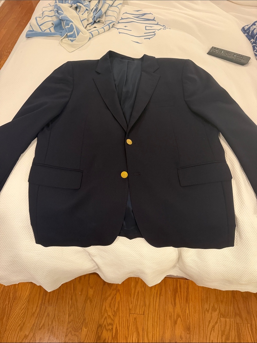 Men's Vineyard Vines Navy Two-Button Blazer with Gold Buttons